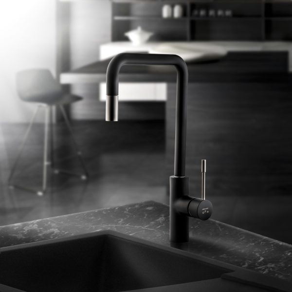 شیر شاوری ورونا مشکی استیل مات شیرآلات اروند در آشپزخانه